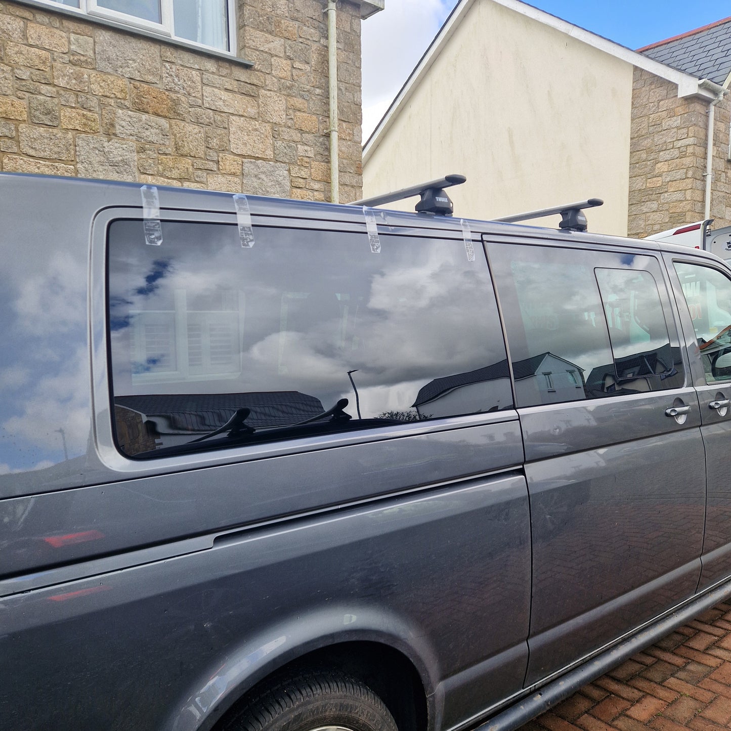 VW T5 T6  Offside rear quarter windows