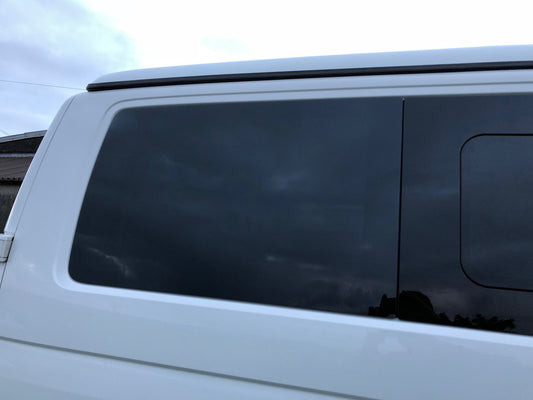 VW T5 T6  Offside rear quarter windows
